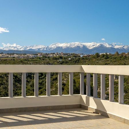 Le Mont Blanc - With Shared Pool Apartment Kounoupidhiana Exterior photo